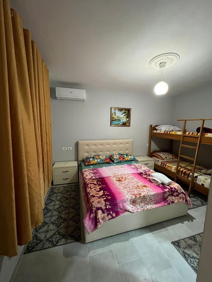 Hotel Ziku Durrës Esterno foto
