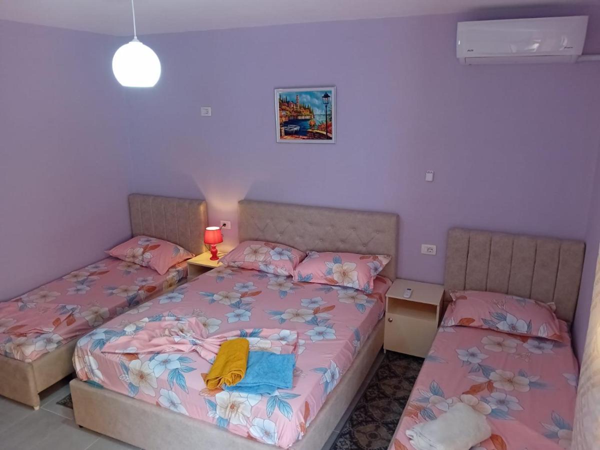 Hotel Ziku Durrës Esterno foto