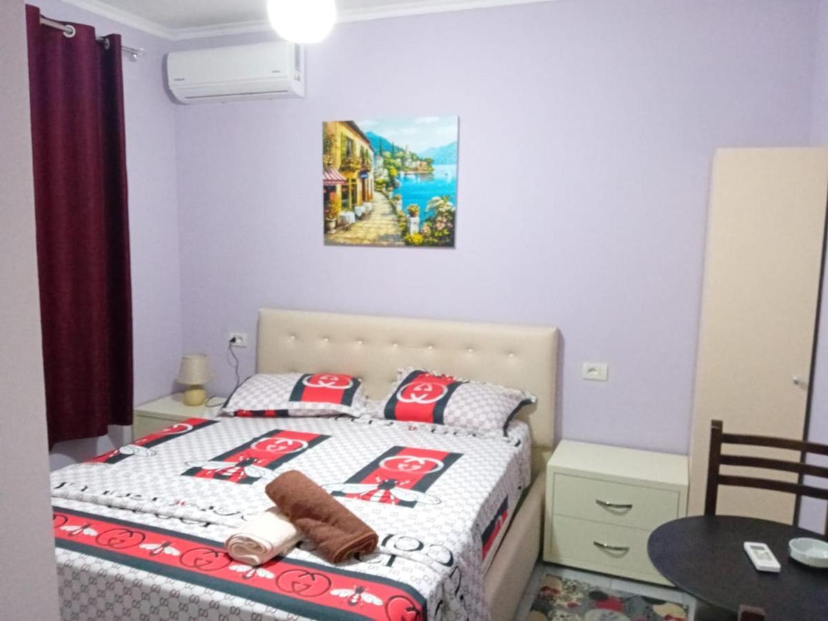 Hotel Ziku Durrës Esterno foto